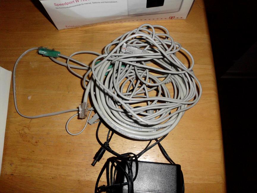 Bild 11 ich gebe hier ein speedport w 723v plus dsl splitter günstig ab
