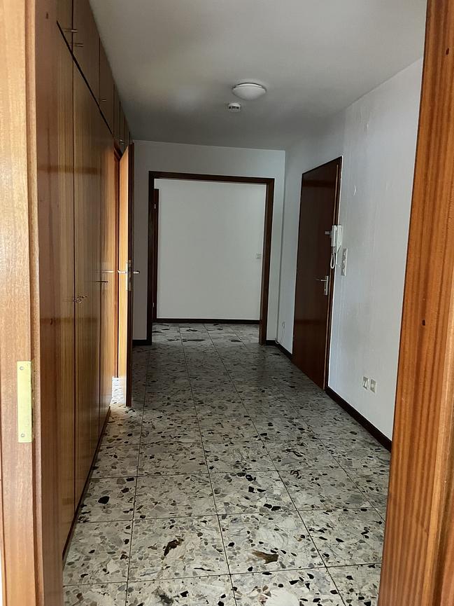 Bild 12 Schöne 4-Zi. Wohnung mit Balkon