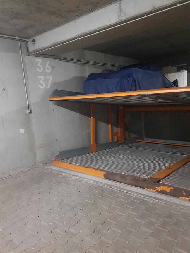 Bild 4 Tiefgaragenstellplatz in Stuttgart- West (Rotebühlstrasse 25) zu vermieten