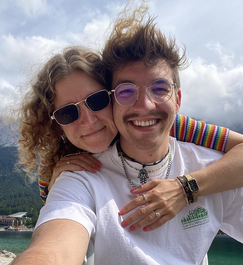 Bild 1 Zuverlässiges Pärchen sucht gemütliche 1,5 - 3 Zi Whg. ab sofort