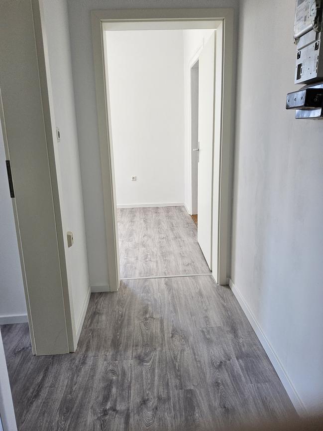 Bild 12 kernsanierte 3-Zimmer-Wohnung Diese attraktive Wohnung liegt in Steinb0hl
