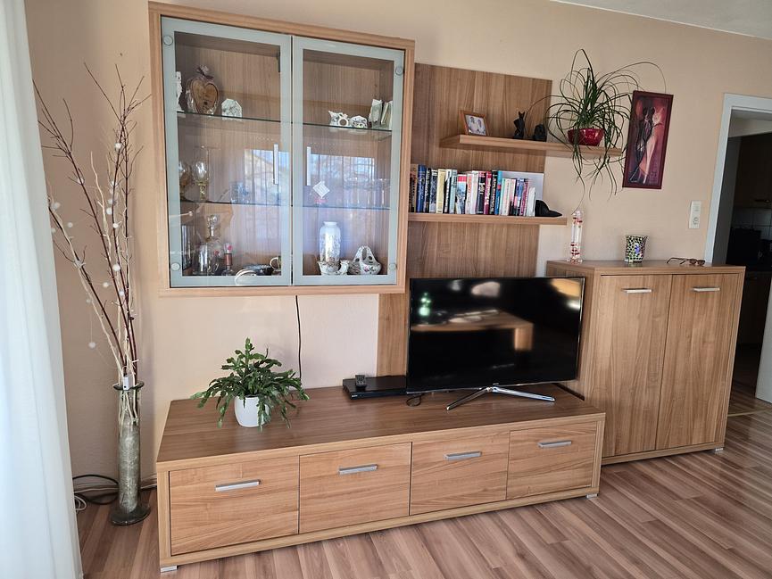 Bild 2 Wohnwand Wohnzimmer