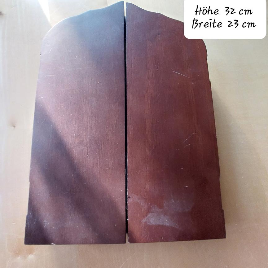 Bild 2 FALT ALTAR MIT ZERTIFIKAT PORZELLAN