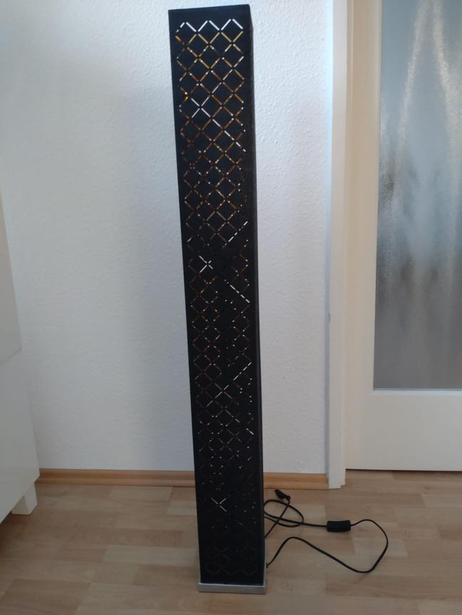 Bild 2 eine tolle Stehlampe - top Zustand (Segmüller)