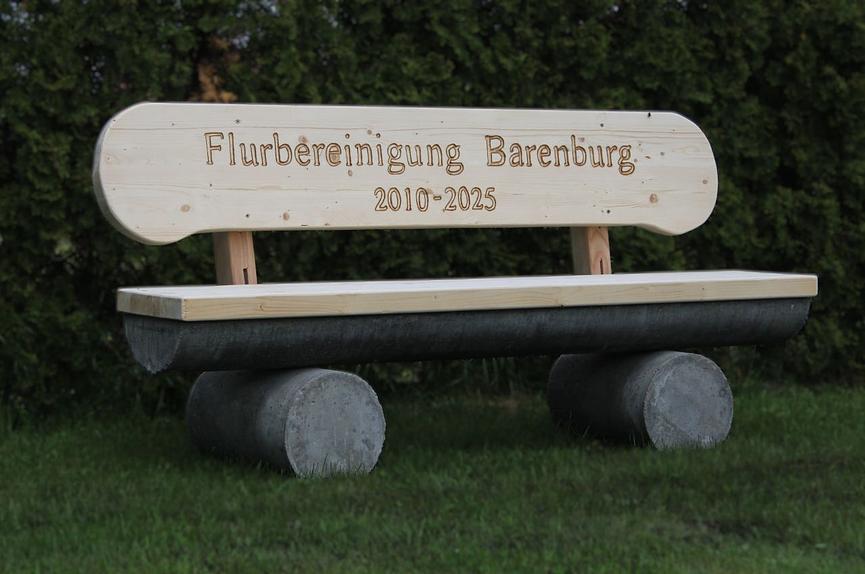 Bild 12 Gartenbank mit Armlehnen. Hochzeitsgeschenk. Rentners Geschenk.