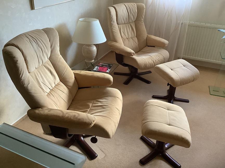 Bild 3 2 Stück RELAX SESSEL mit Hocker