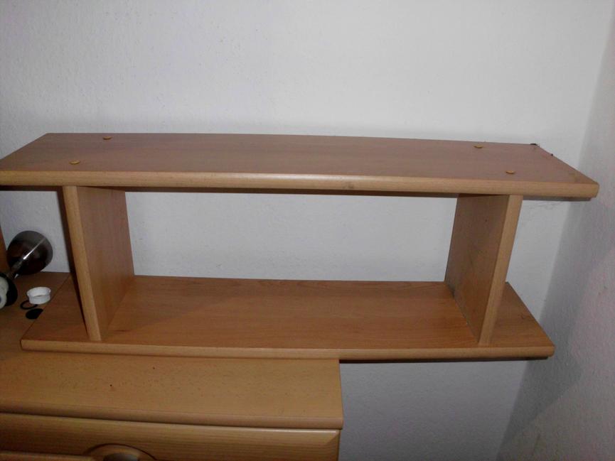 Bild 2 kleines wand regal in buche farbe zu verschenken