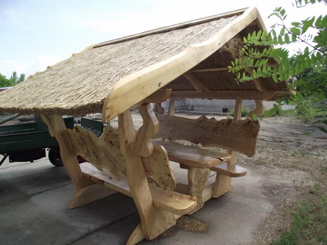 Bild 1 Gartenmöbel vom Hersteller