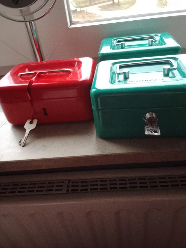 Bild 1 3 Geldkassetten. 10 Euro