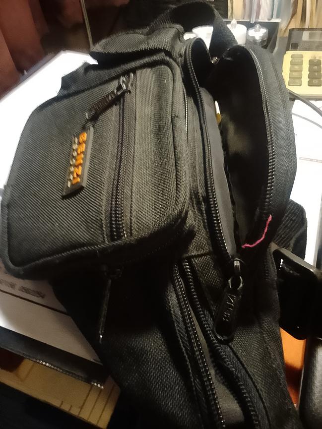 Bild 2 Bauchtasche schwarz. 5 Euro