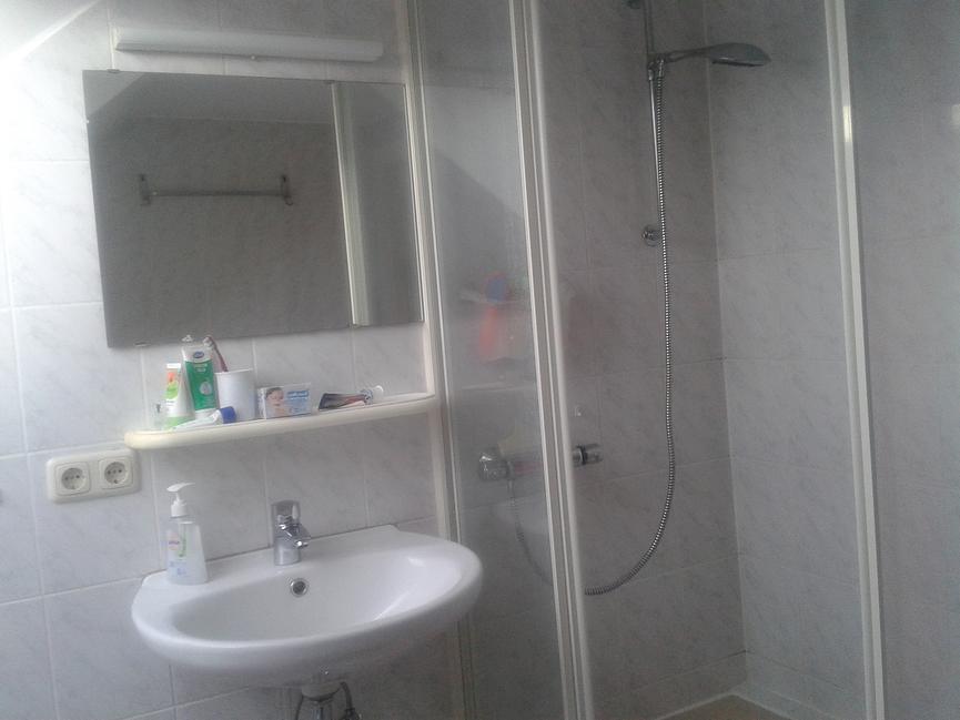 Bild 7 Biete ruhige WG für Monteur  in Pankow Rosenthal