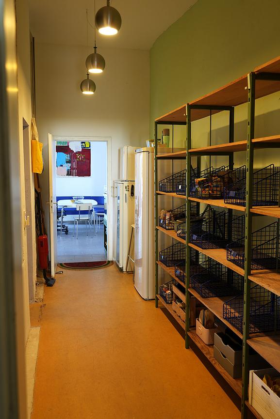 Bild 6 Arbeitsplätze_Coworking_Schreibtisch_Atelier_BüroRaum_Studio
