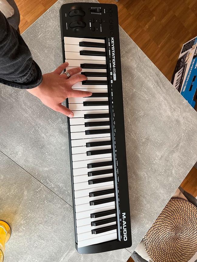Bild 6 M-Audio Keyboard 49 MKIII / 3 Wochen benutzt !! für 50€