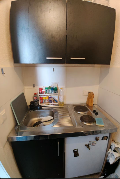 Bild 1 Miniküche ohne Kühlschrank