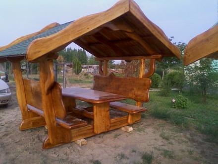 Bild 55 Rustikale Gartenmöbel