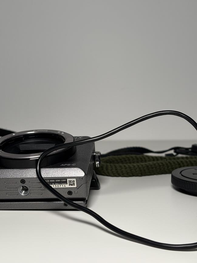 Bild 3 Verkaufe Sony Alpha 6000 Systemkamera, graphitgrau, neuwertig, Zubehörset