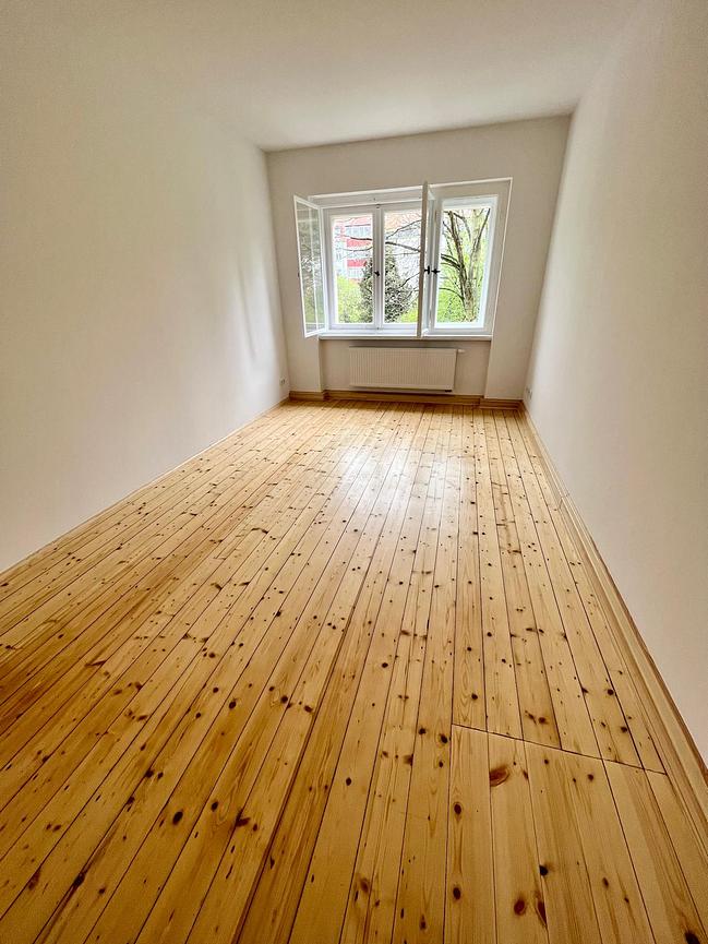 Bild 16 4 Zimmerwohnung für WG in Stötteritz, Küche, Bad, Balkons, 104qm, Garten.