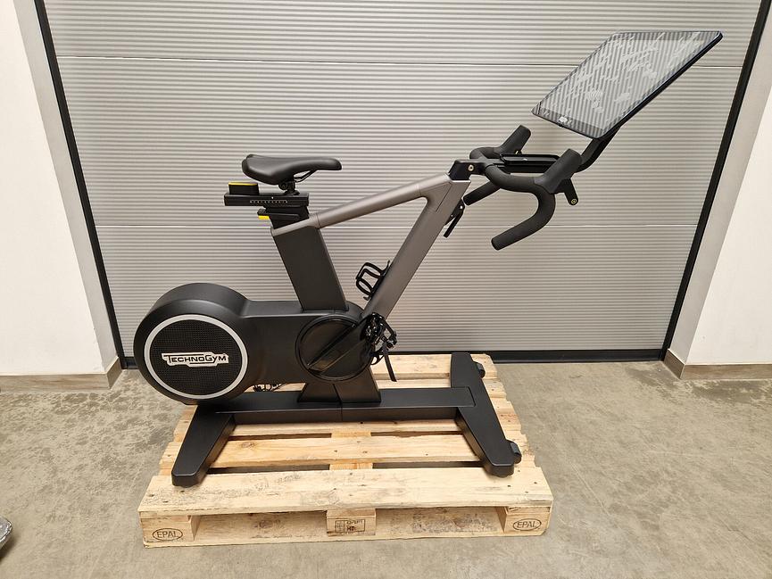Bild 4 TechnoGym Ride Profi Bike Gym