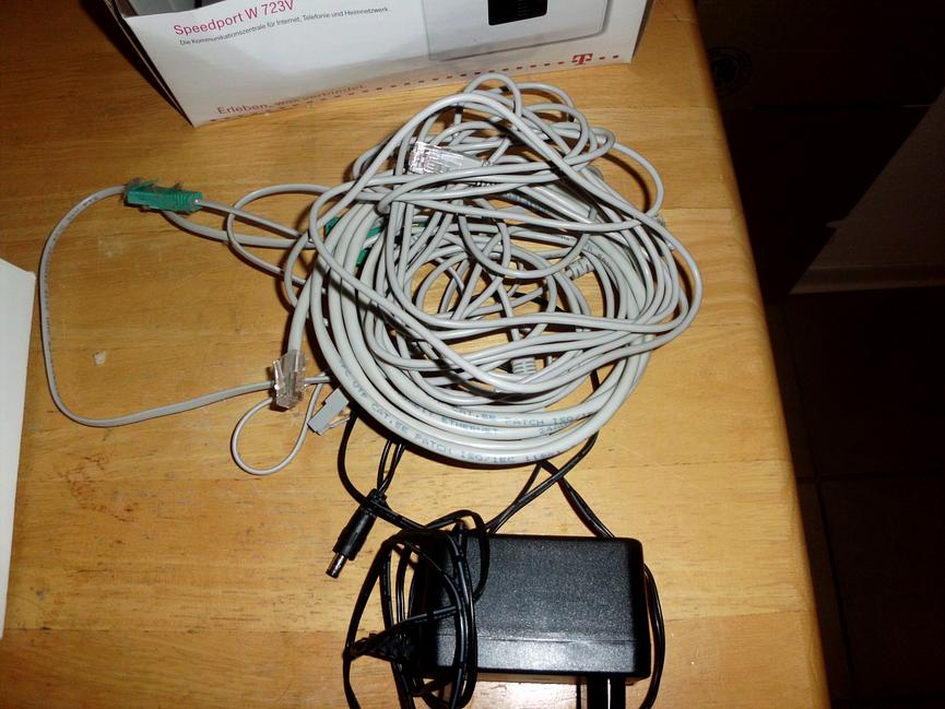 Bild 10 ich gebe hier ein speedport w 723v plus dsl splitter günstig ab