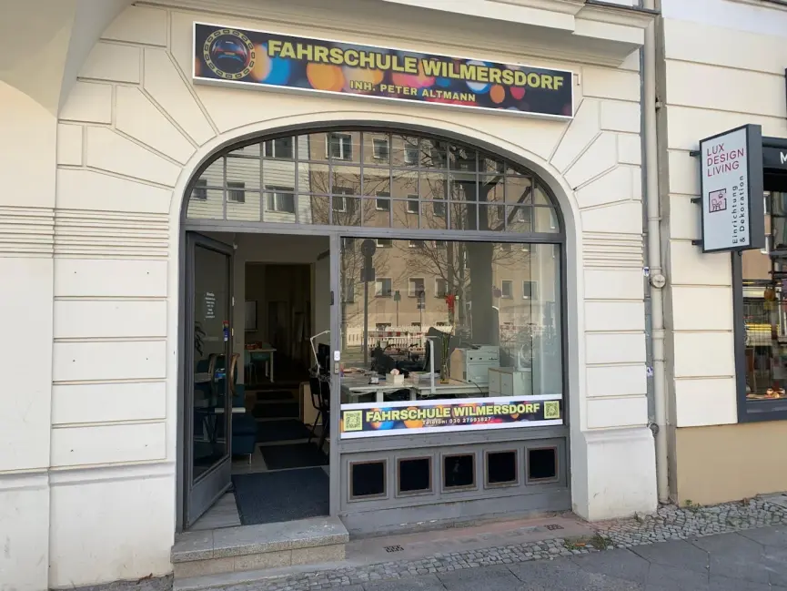 Bild 2 Fahrlehrer / Fahrlehrkraft (m/w/d) Klasse B – Teil-oder Vollzeit