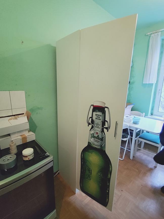 Bild 3 hoher + schmaler Küchenschrank in Connewitz