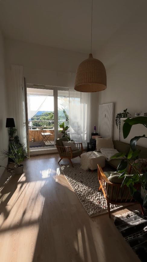 Bild 1 Helle 2-Zimmer-Loft-Wohnung mit Balkon, nähe Ringbahn, ab 1 Monat