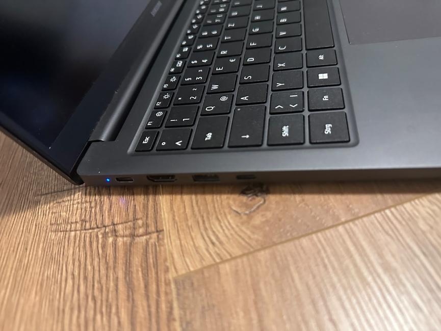 Bild 6 Samsung Galaxy Book2 15" i5, 8gb Ram, 512GB Speicher, Graphite
