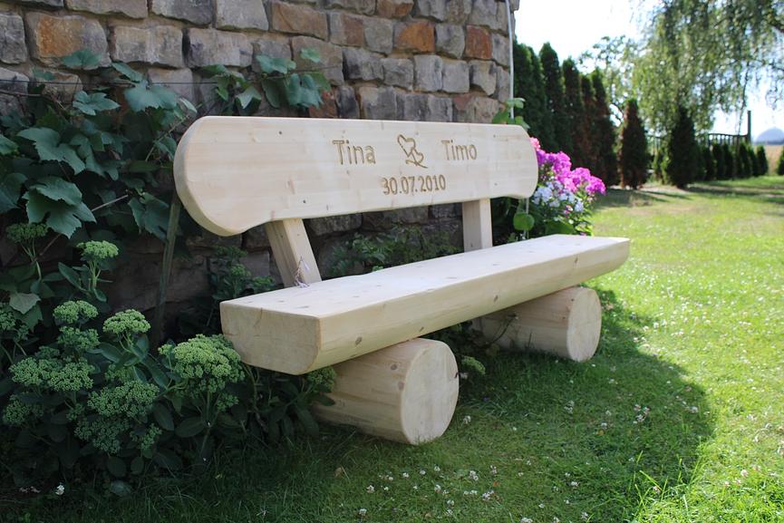 Bild 7 Gartenbank aus Leimholz. Holzbank.