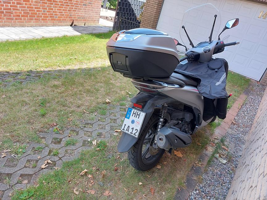 Bild 13 Honda SH350I