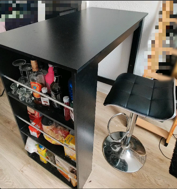 Bild 2 Bartisch mit 2 Hockern