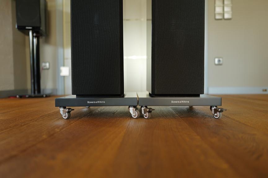 Bild 1 Bowers & Wilkins 703 S3 High End Lautsprecher 1 Paar