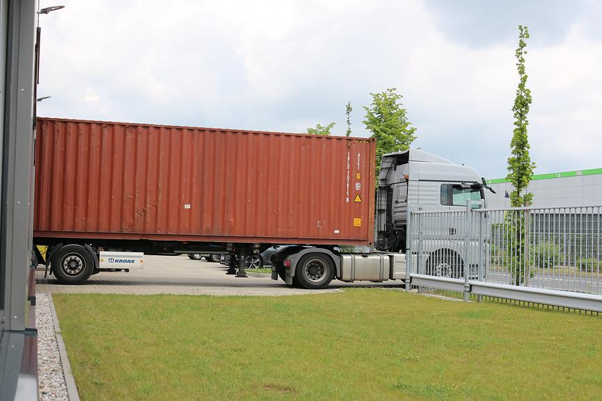 Bild 1 Aushilfe (m/w/d) für Containerentladung in Leipzig gesucht – 25 €/Std.