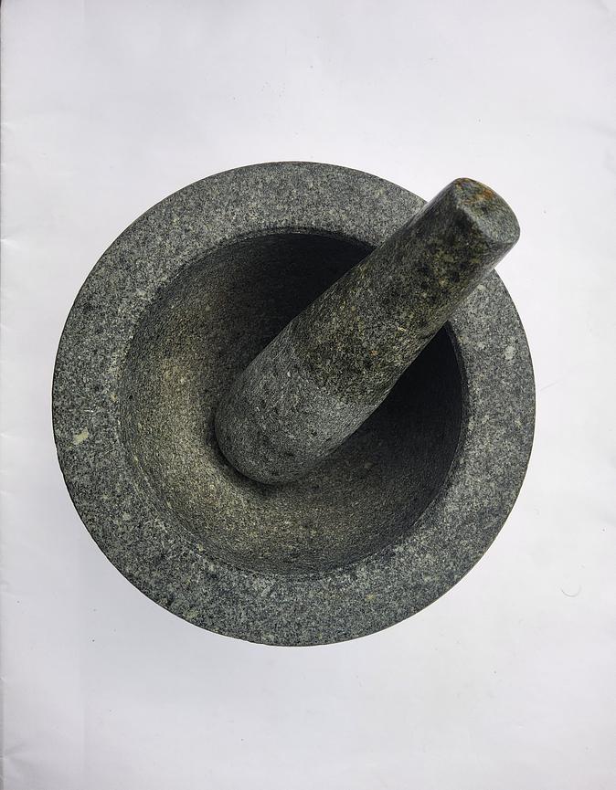 Bild 5 Mörser für Gewürze, aus Granit