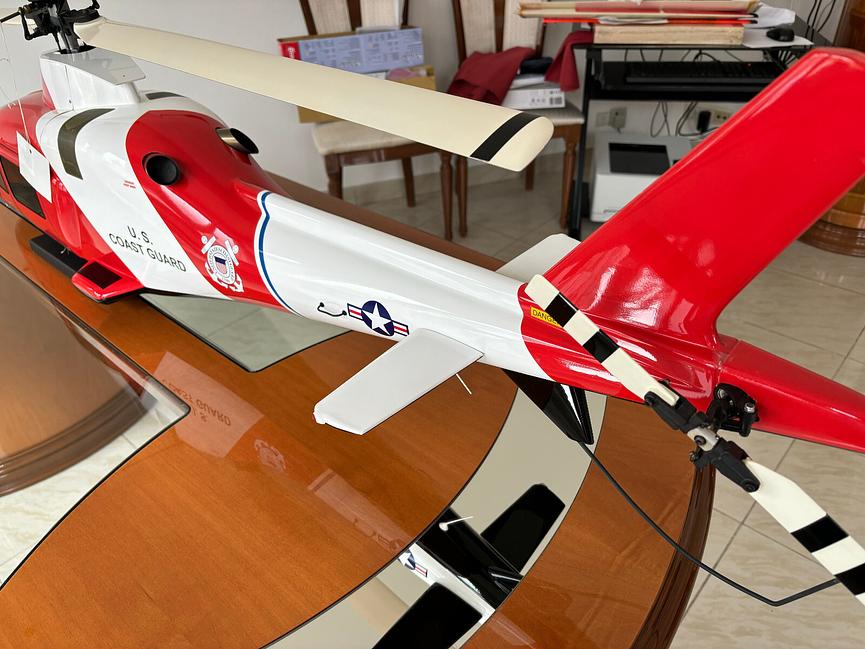 Bild 3 Graupner AGUSTA MH-68 A