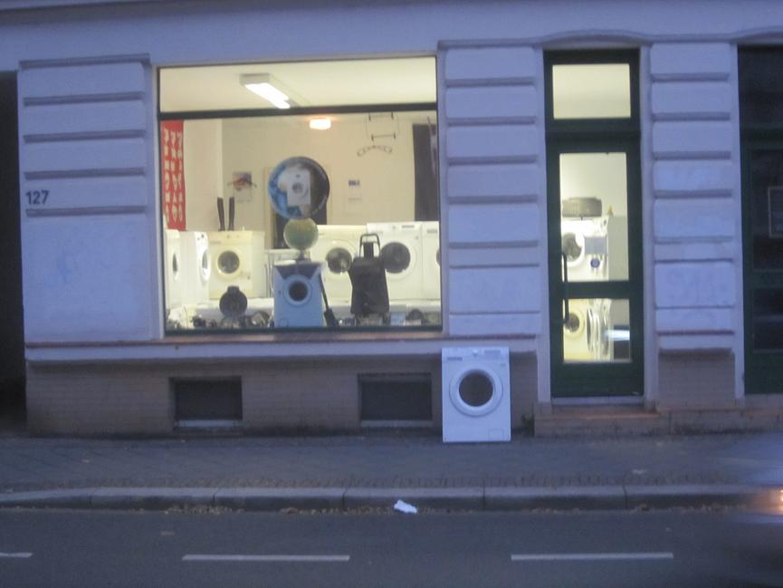 Bild 2 Waschmaschine für den schmalen Geldbeutel !