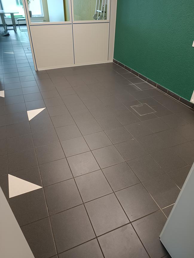 Bild 2 13 m² Büro/Lager/Gewerbefläche, 200 € warm – sofort frei!