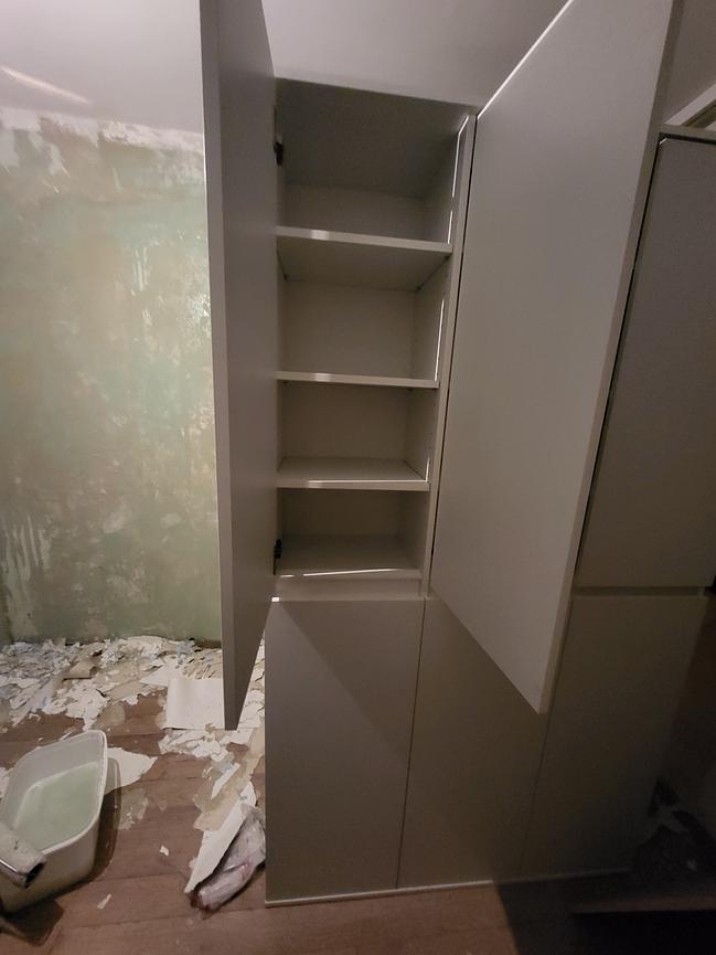 Bild 3 Schuhe schrank