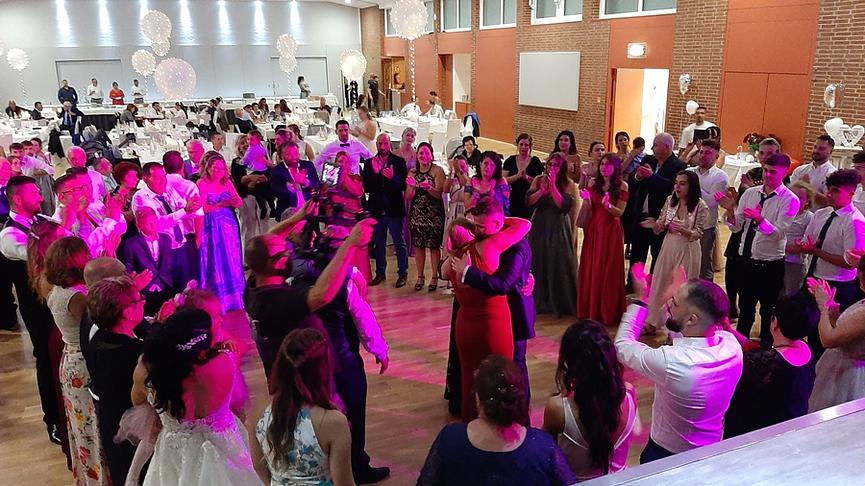 Bild 8 Italienische Sänger/in für jeden Event 