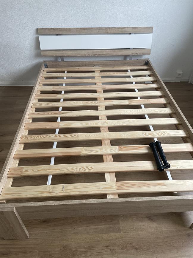 Bild 1 Futonbett 2m x 1,40m