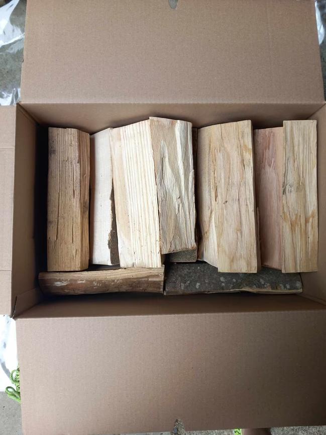 Bild 2 🔥 Brennholz im Karton – Buche, 18 kg Nur 17 € pro Karton