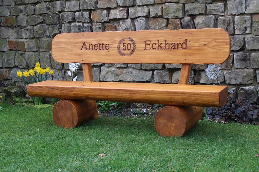 Bild 4 Gartenbank mit Gravur. Hochzeitsgeschenk. Jubiläumsgeschenk. Krongartmöbel.