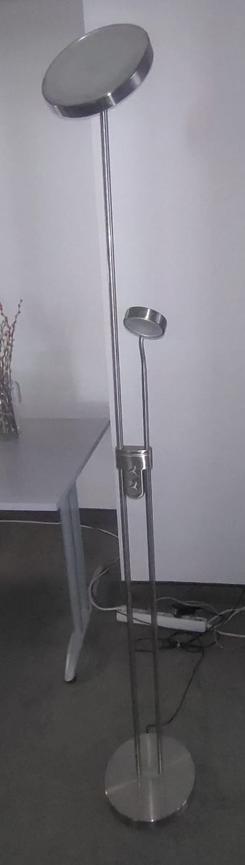 Bild 1 eine tolle Stehlampe mit 2 Leuchten