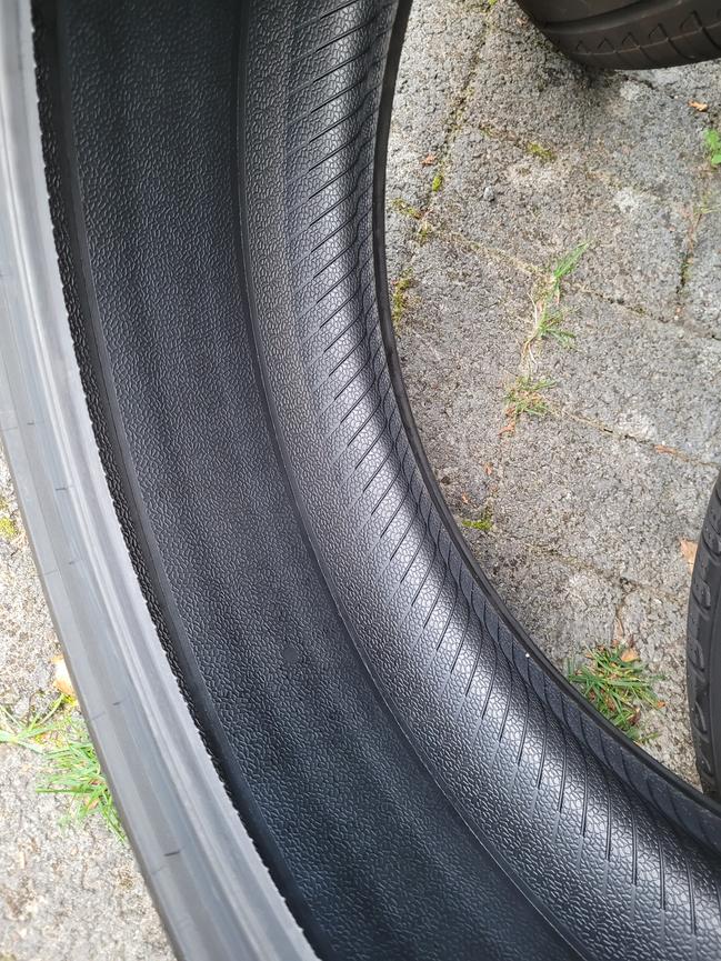 Bild 3 4 Neue Pirelli Sommerreifen 215/45 R18 DOT26