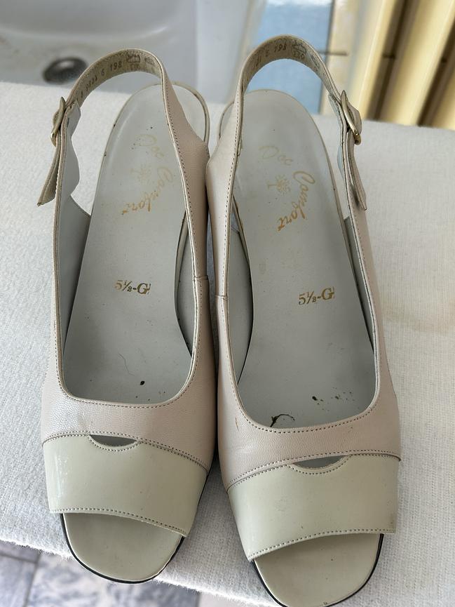 Bild 10 Damenschuhe