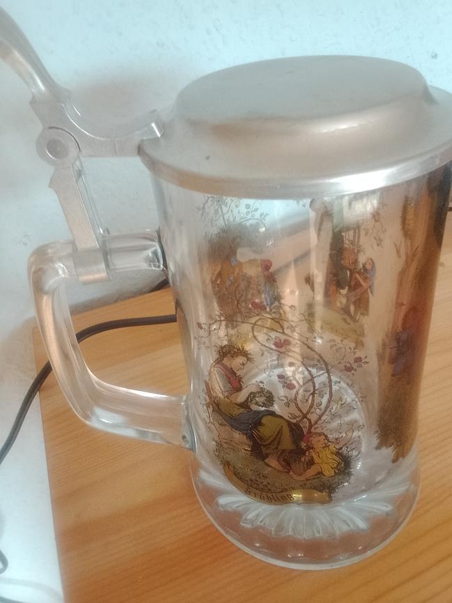 Bild 3 Bierseidel. 15 Euro