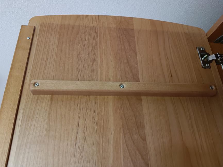 Bild 8 Schlafzimmer Möbel wertig, Buche massiv, Bett, Komm., Nachttische