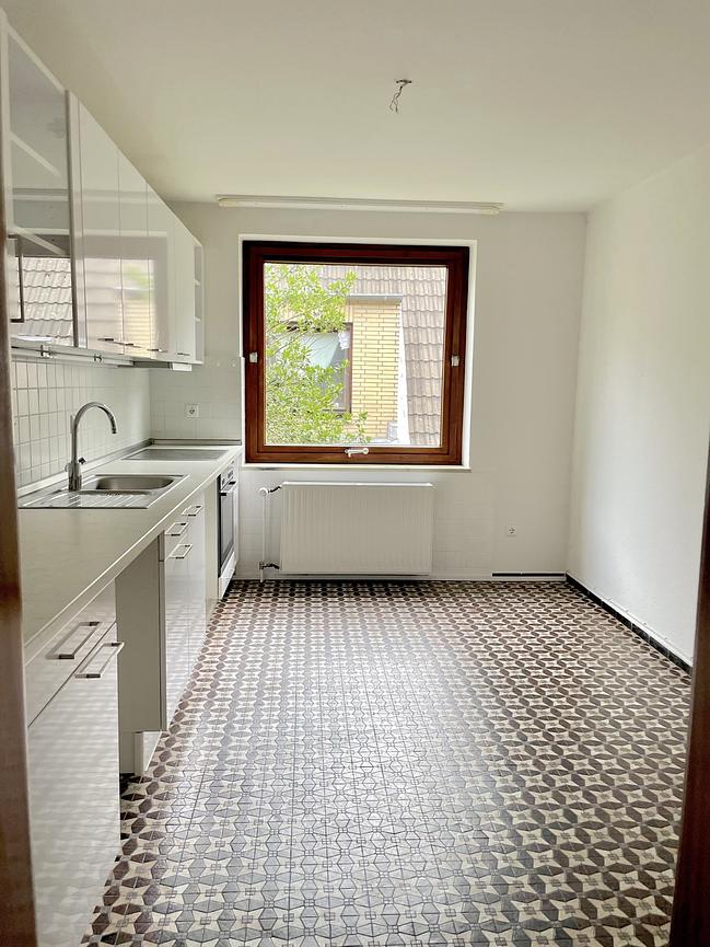 Bild 4 Schöne 4-Zi. Wohnung mit Balkon