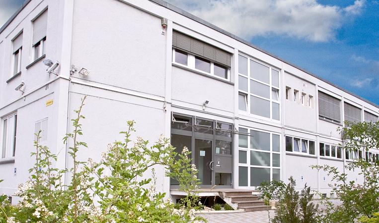 Bild 1 Fleißige Putzhilfe