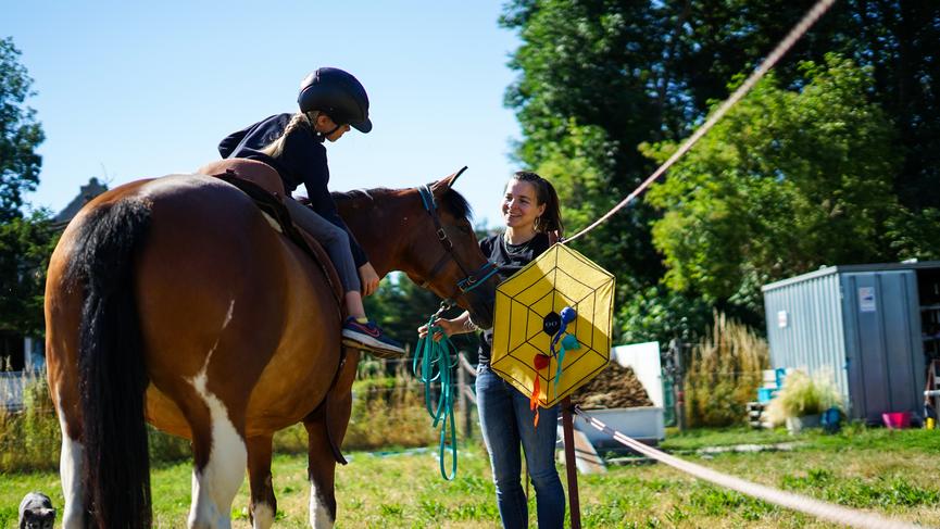 Bild 3 Reittherapie für Kinder ab 4 Jahren
