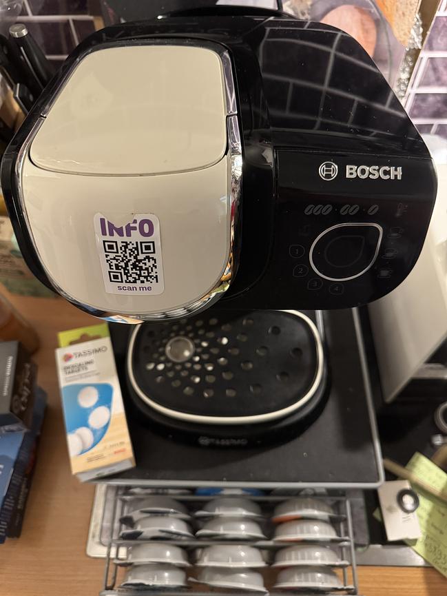 Bild 2 Tassimo Kaffeemaschine fast neu plus Zubehör